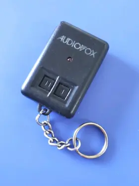 Elv55aal7061 Audiovox Used 2-button Keyless Remote Transmitter Fob - Tested