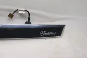 20902911 Cadillac 2010-2015 Srx Oem Rear Liftgate Molding With Camera #2