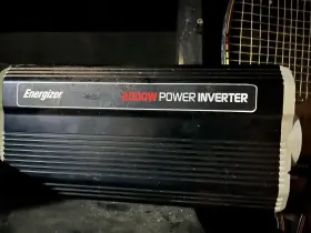 08-12-349 Energizer 2000w Power Inverter