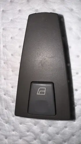 900263 Freightliner 900263/23 2003-2018 Volvo Vnl Door Electrical Switch
