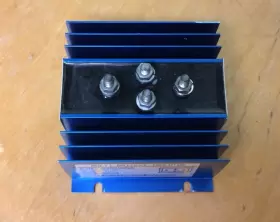 070is095 Lightning Audio 95 Amp 4-post Battery Isolator #2