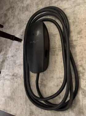 1050067-11-h Tesla Elon Signature Charger Gen 2 #2