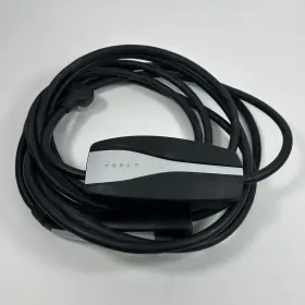 11q1789-00-j Tesla Gen 2 Portable Electric Vehicle Charger