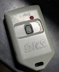 Dks Doorking MICROCLIK8066 1-BUTTON Remote Transmitter Fob Fcc Id: LSD66T. Fixed Price $21.99.